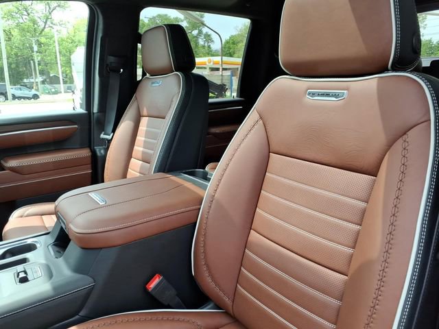 New 2026 GMC Sierra 2500 Denali Ultimate AWD/4WD image 11