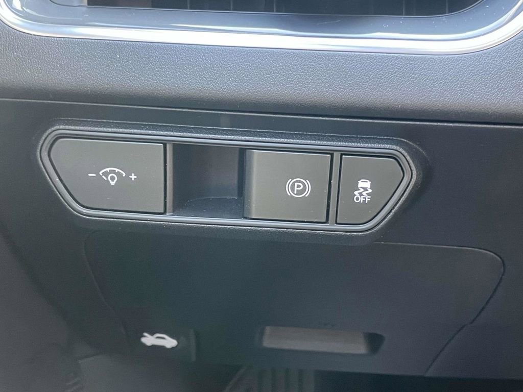 Used 2025 Kia K4 GT-Line w/ GT-Line Sunroof Package image 29