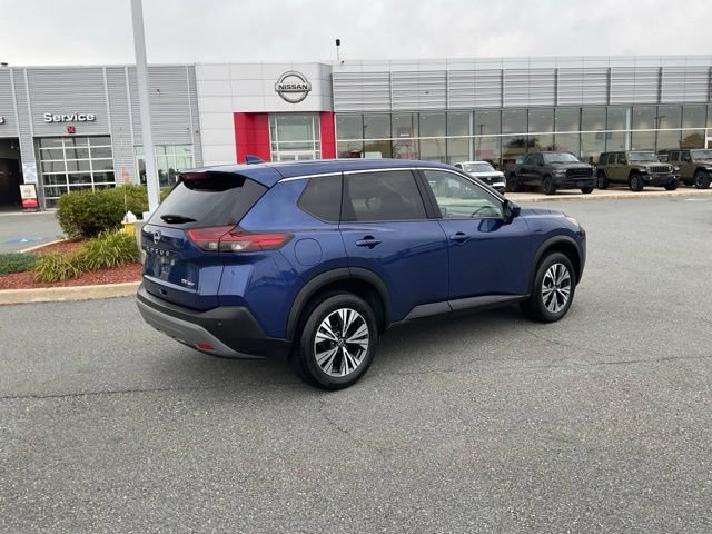 Used 2023 Nissan Rogue SV AWD/4WD image 6