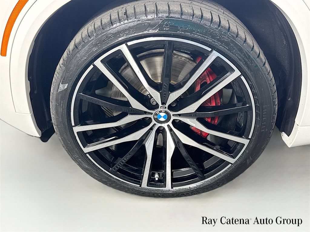 Used 2024 BMW X5 xDrive40i w/ M Sport Package AWD/4WD image 32