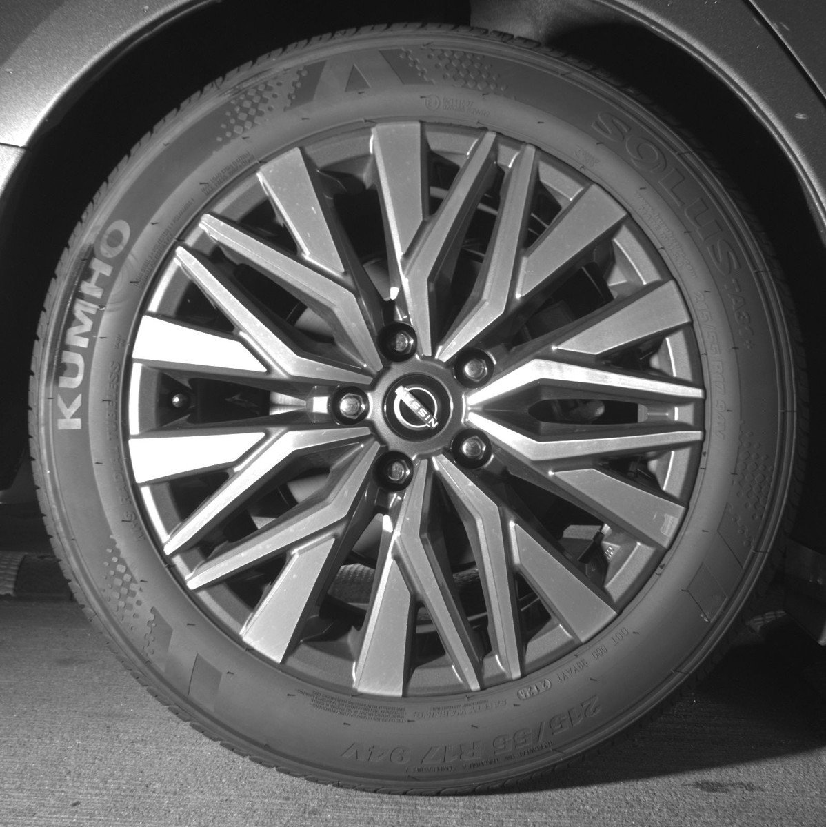 Used 2025 Nissan Altima 2.5 SV image 15