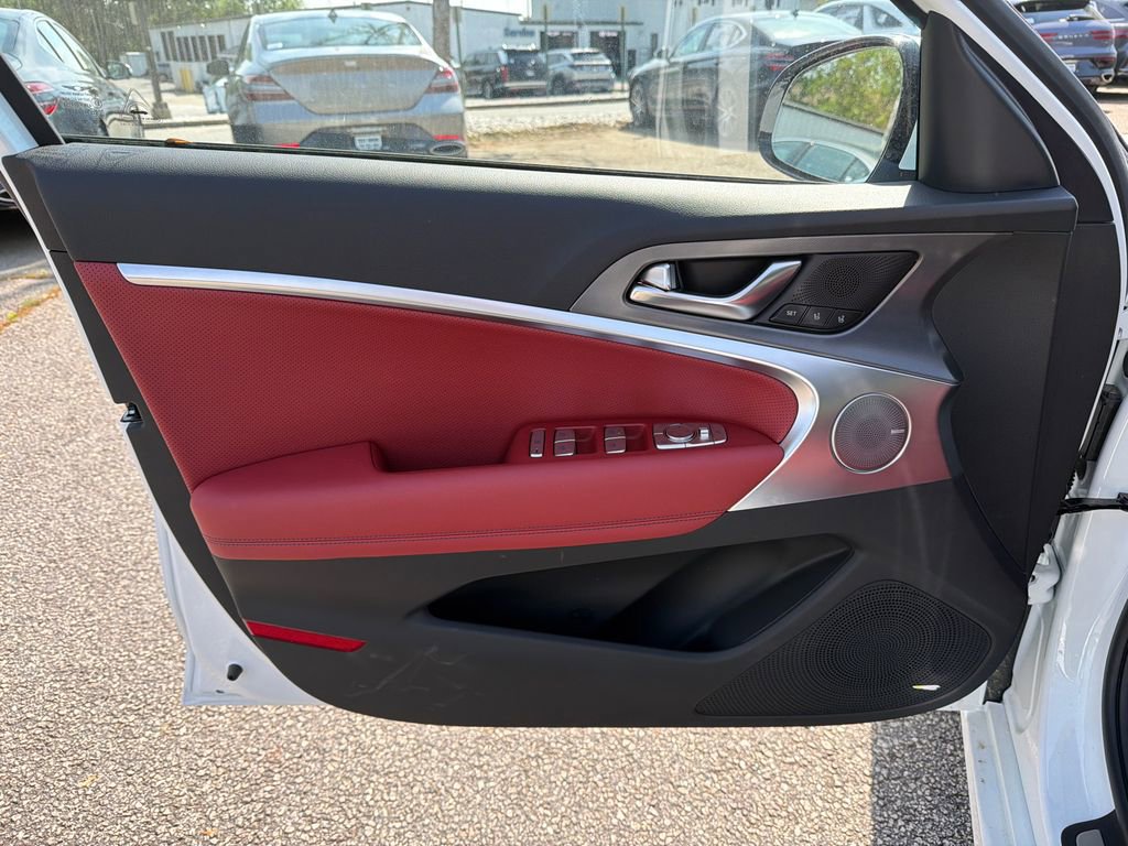 New 2026 Genesis G70 3.3T Sport Prestige image 10
