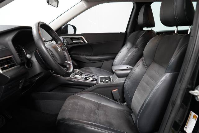 Used 2023 Mitsubishi Outlander SE FWD image 13