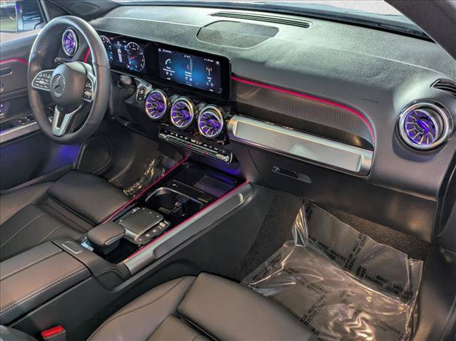 Used 2023 Mercedes-Benz GLB 250 image 25