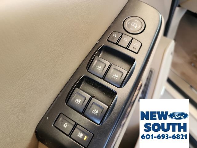 Used 2016 GMC Yukon SLT w/ Open Road Package image 10