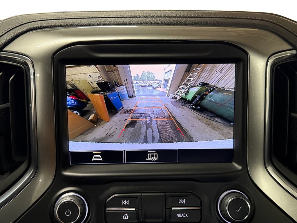 Used 2022 Chevrolet Silverado 1500 LT Trail Boss w/ Convenience Package II AWD/4WD image 15