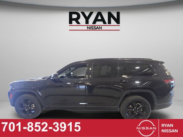 Used 2023 Jeep Grand Cherokee L Laredo image 14
