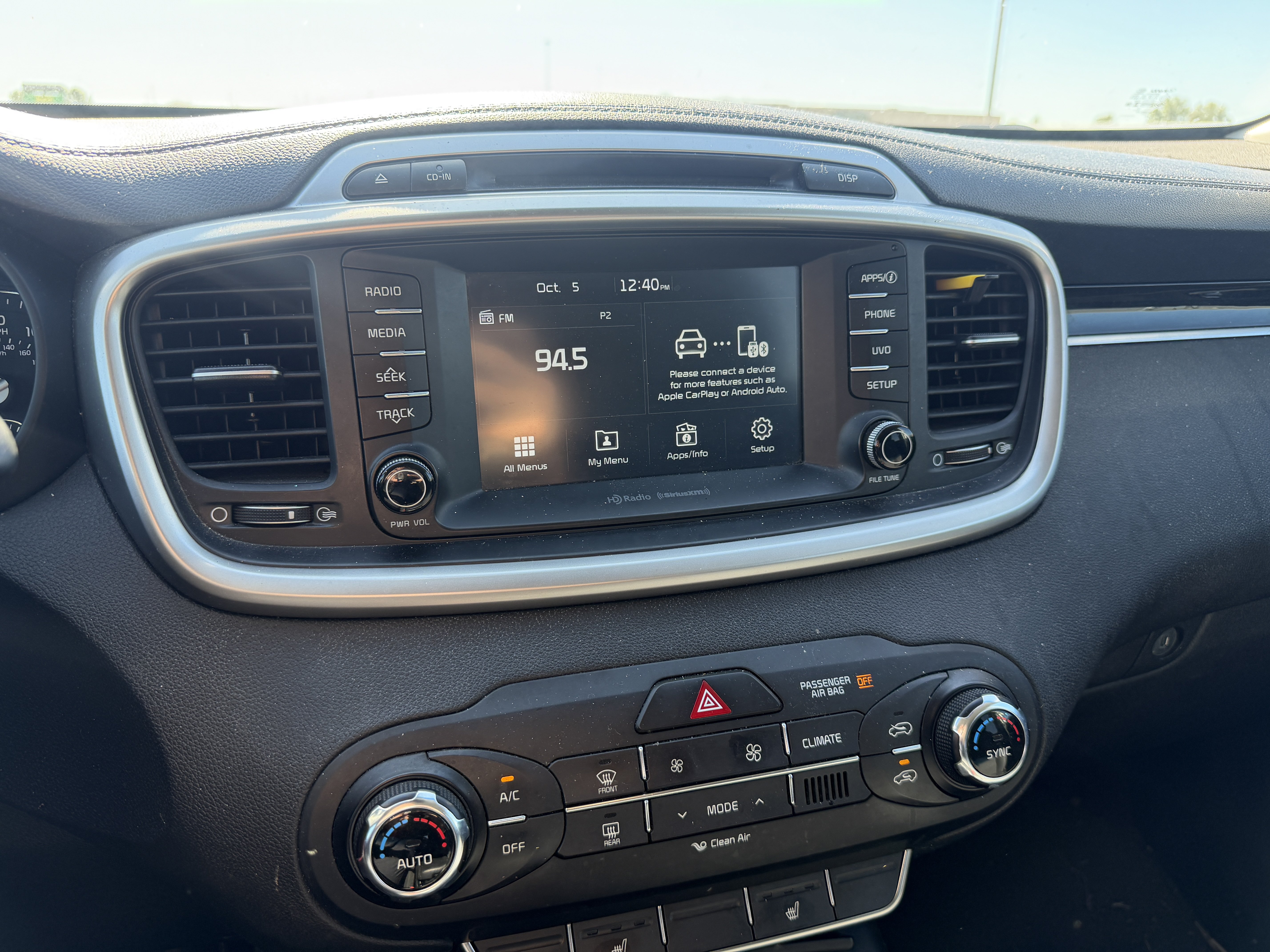 Used 2017 Kia Sorento AWD w/ LX Convenience Package image 14