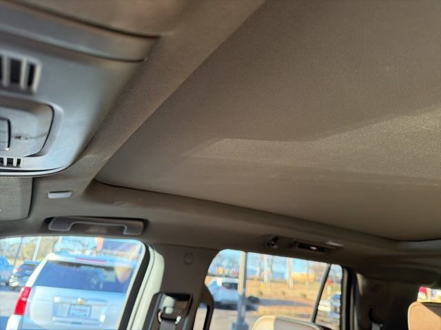 Used 2021 Chevrolet Tahoe High Country w/ Premium Package image 18