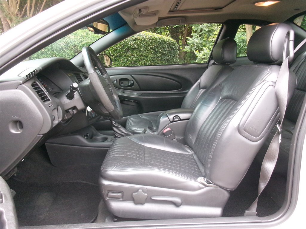 Used 2001 Chevrolet Monte Carlo SS w/ High Sport Appearance Pkg FWD image 10