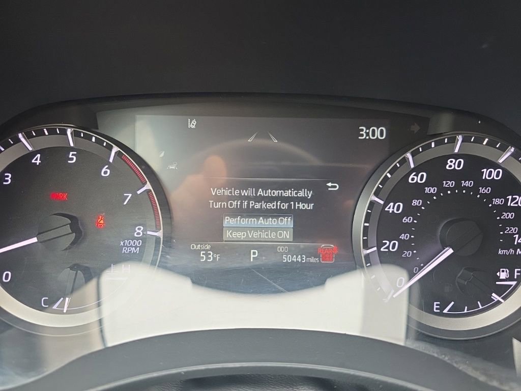 Used 2024 Toyota Highlander LE image 29