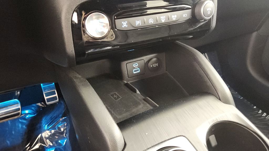 Used 2023 Ford Escape ST-Line Elite w/ Premium Technology Package image 18