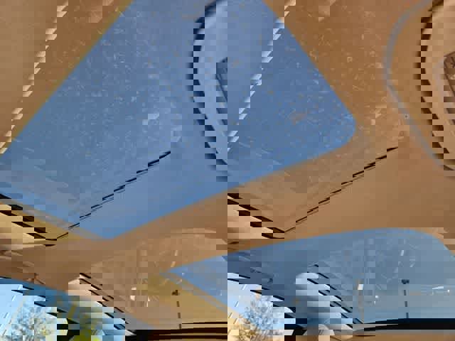 Used 2018 Mercedes-Benz C 300 Sedan w/ Multimedia Package image 21