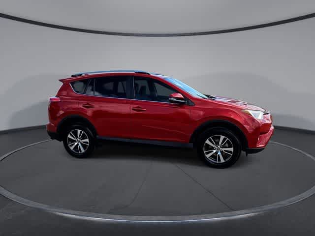 Used 2017 Toyota RAV4 XLE FWD image 9