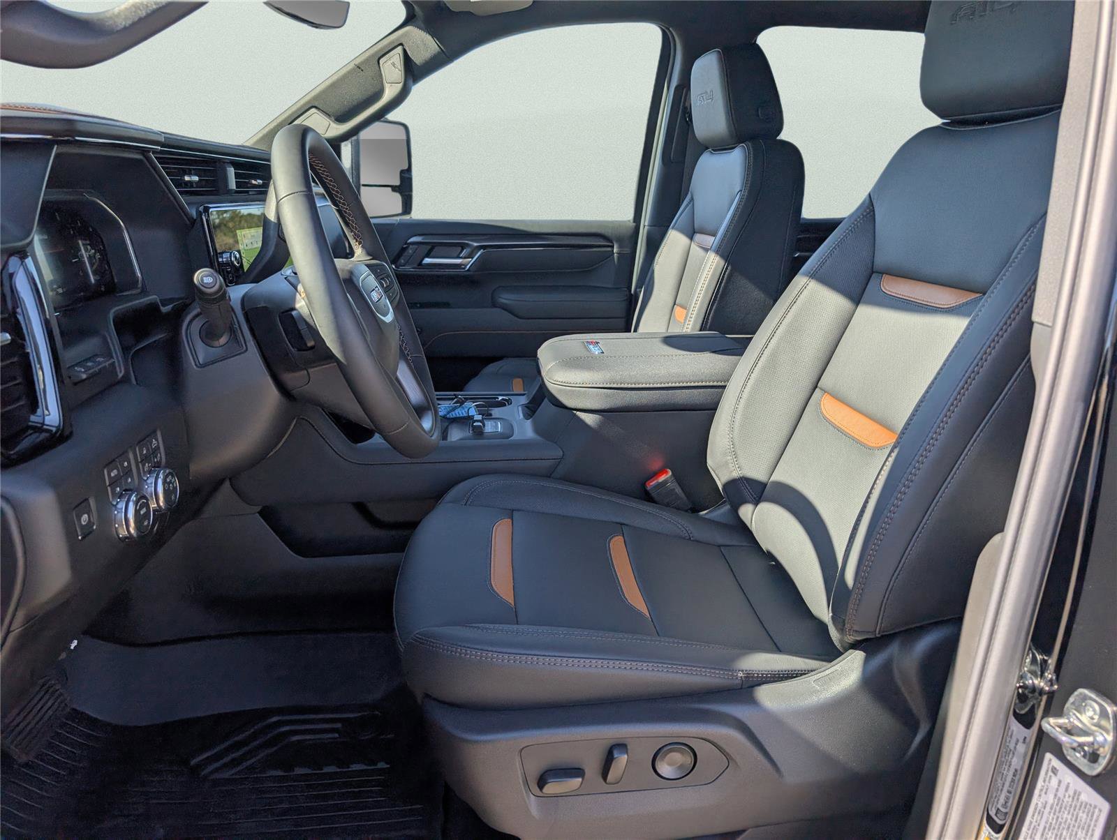 New 2026 GMC Sierra 2500 AT4 w/ AT4 Premium Plus Package AWD/4WD image 37