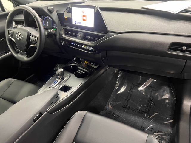 Certified 2025 Lexus UX 300h FWD image 12