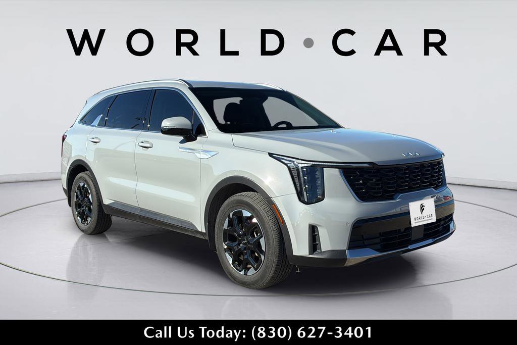 Certified 2025 Kia Sorento S image 16