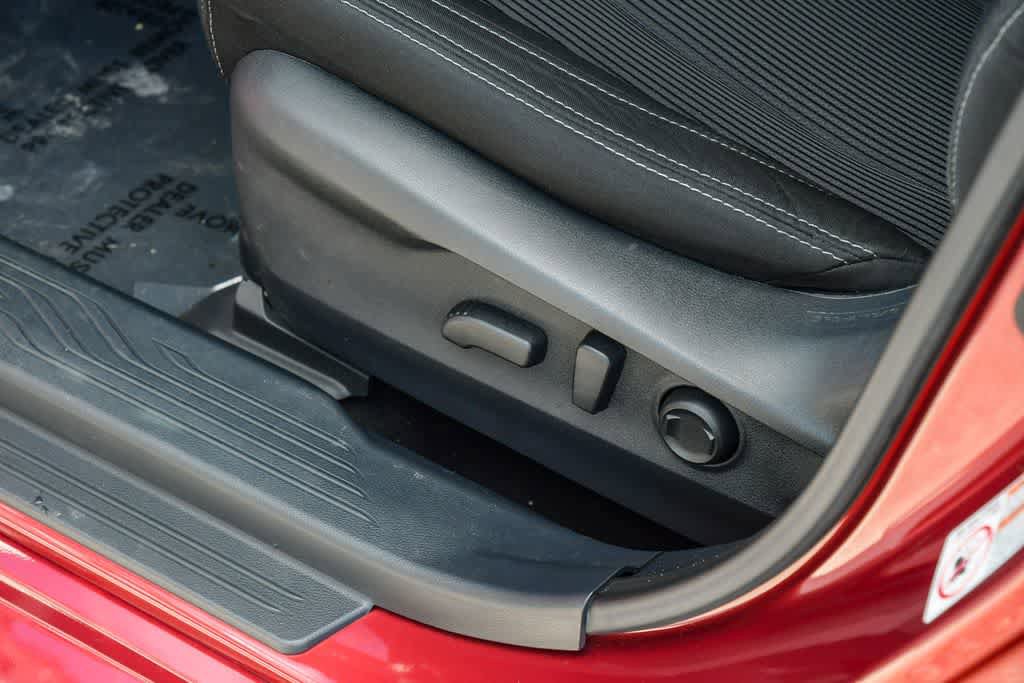 Used 2020 Subaru Legacy Premium image 24
