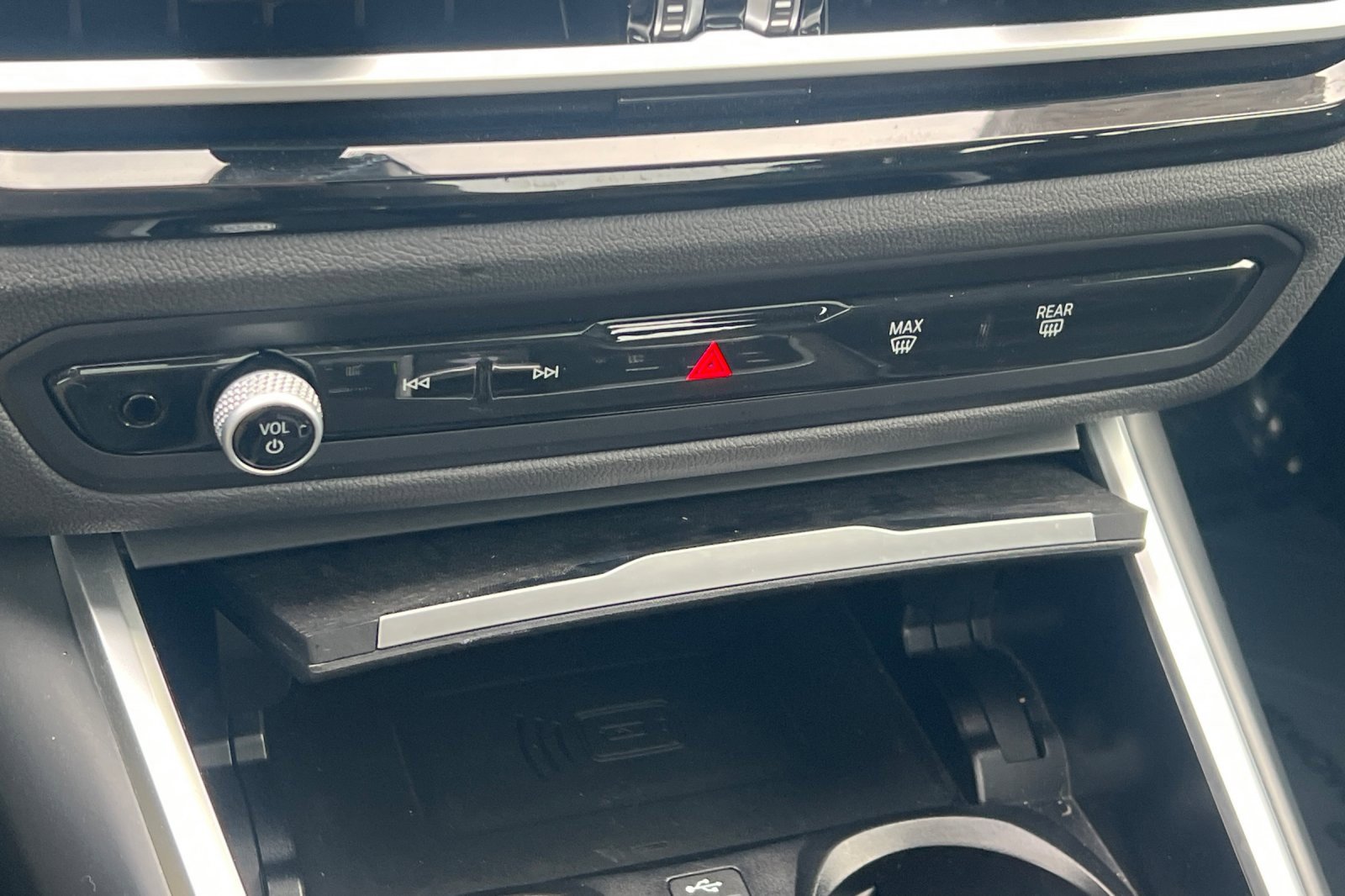 Used 2024 BMW 330i Sedan image 18