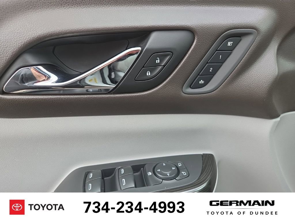 Used 2017 GMC Acadia SLT w/ LPO, Floor Liner Package image 23