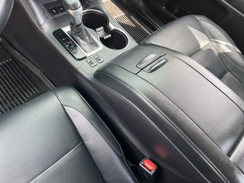 Used 2016 Toyota Highlander XLE image 20