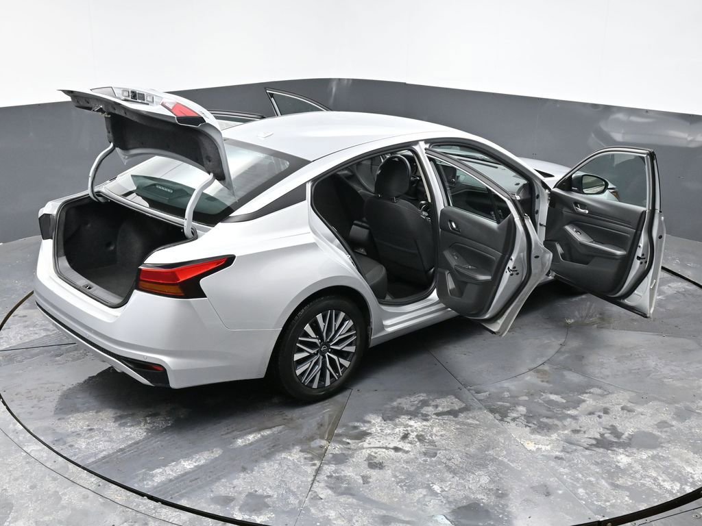 Used 2024 Nissan Altima 2.5 SV image 63