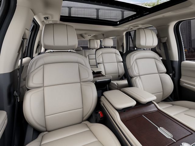 New 2027 Lincoln Navigator L Reserve w/ Jet Appearance Package AWD/4WD image 10