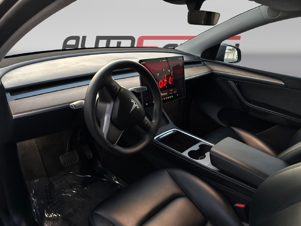 Used 2023 Tesla Model Y Long Range AWD/4WD image 10