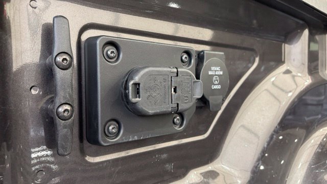 Used 2022 RAM 3500 Laramie w/ Night Edition AWD/4WD image 4
