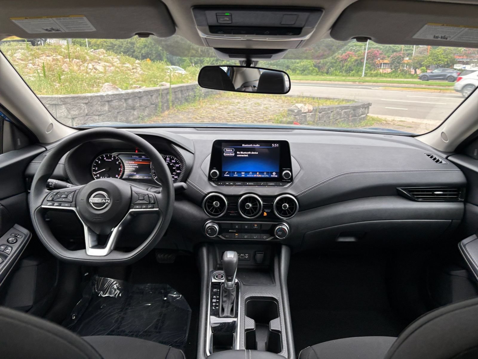 Used 2025 Nissan Sentra SV FWD image 28