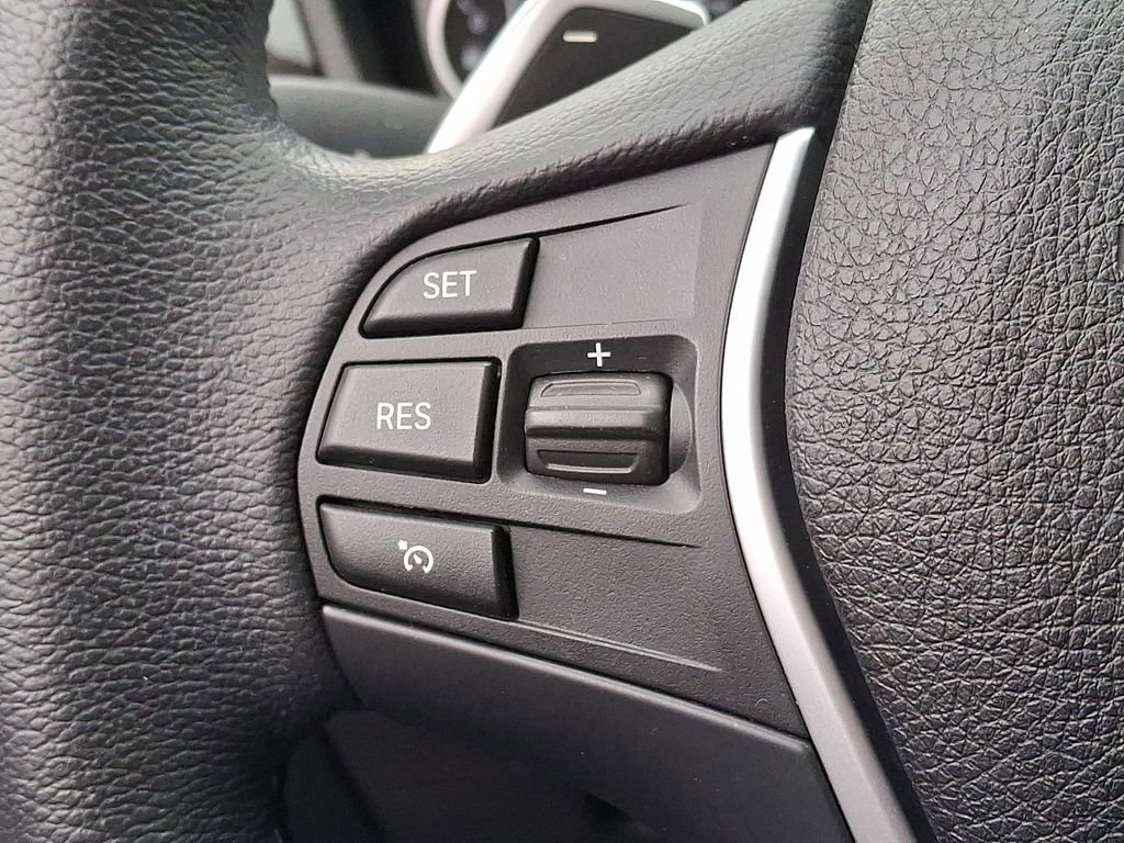 Used 2017 BMW 330i xDrive Sedan image 18