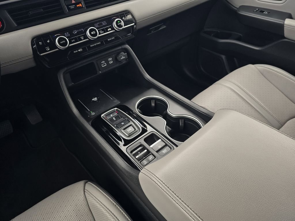 Used 2023 Honda Pilot Elite image 17