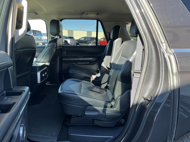 Used 2023 Ford Expedition Max XLT image 31