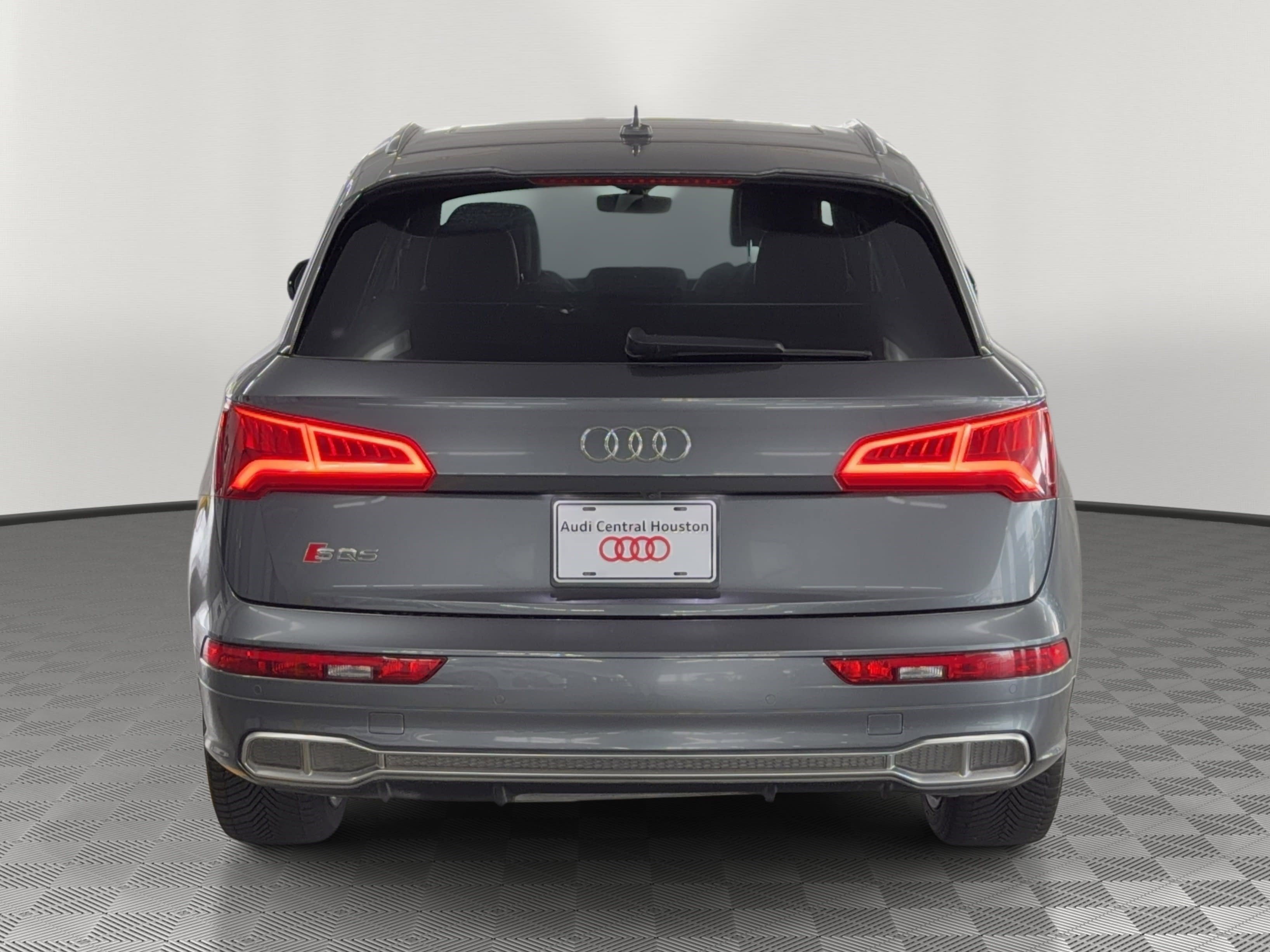 Used 2018 Audi SQ5 Prestige w/ Prestige Package AWD/4WD image 10