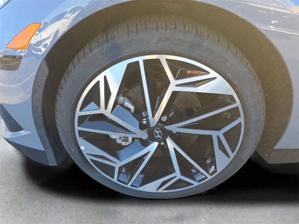 New 2023 Hyundai Ioniq 6 SEL w/ Cargo Package image 11