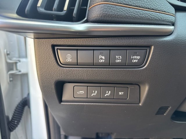 Used 2024 MAZDA CX-90 3.3 Turbo w/ Premium Package image 14