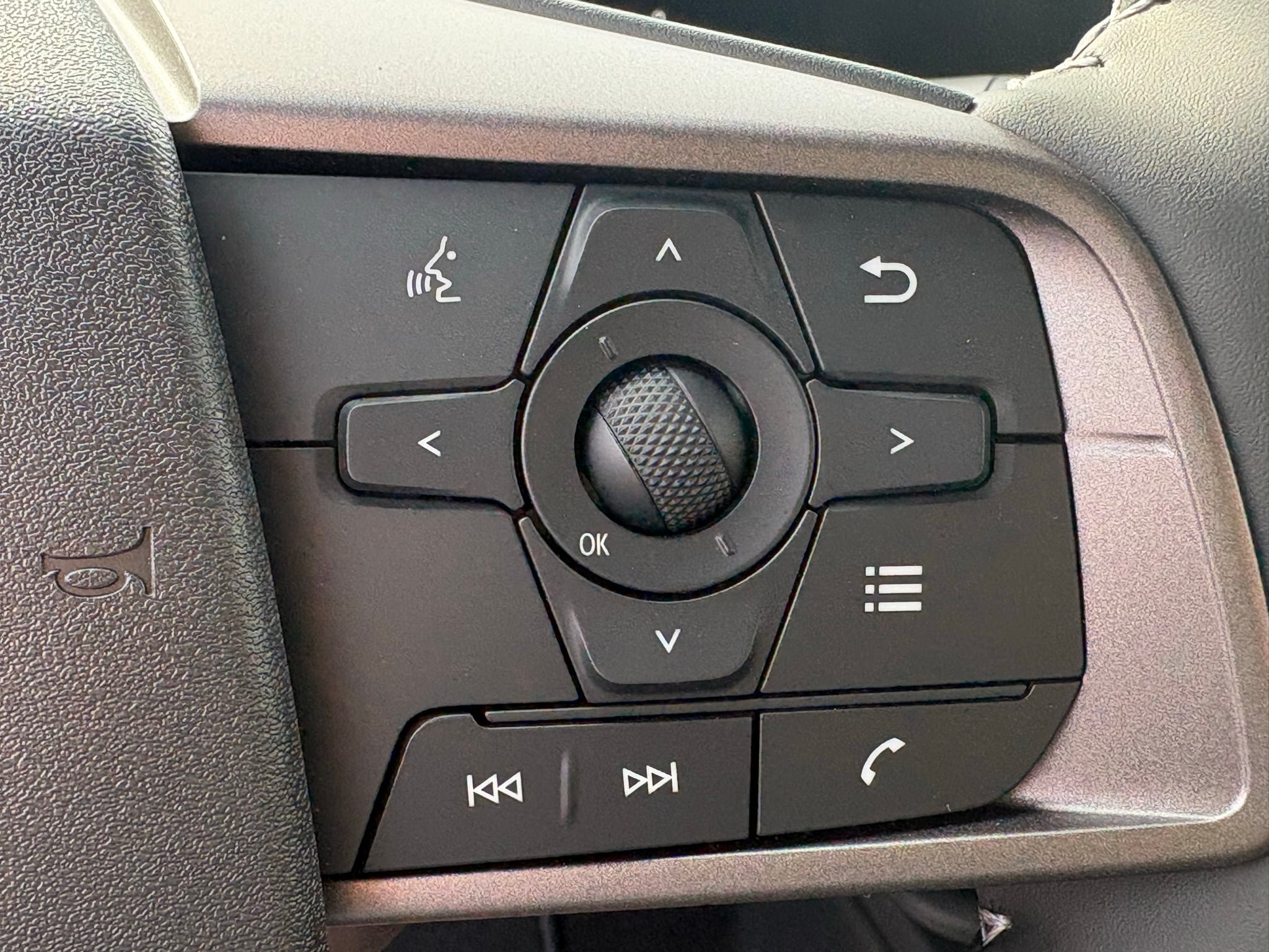 New 2027 Nissan Sentra SV w/ SV Convenience Package FWD image 18