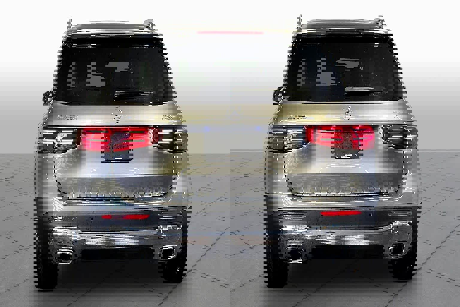 New 2026 Mercedes-Benz GLB 250 4MATIC image 4