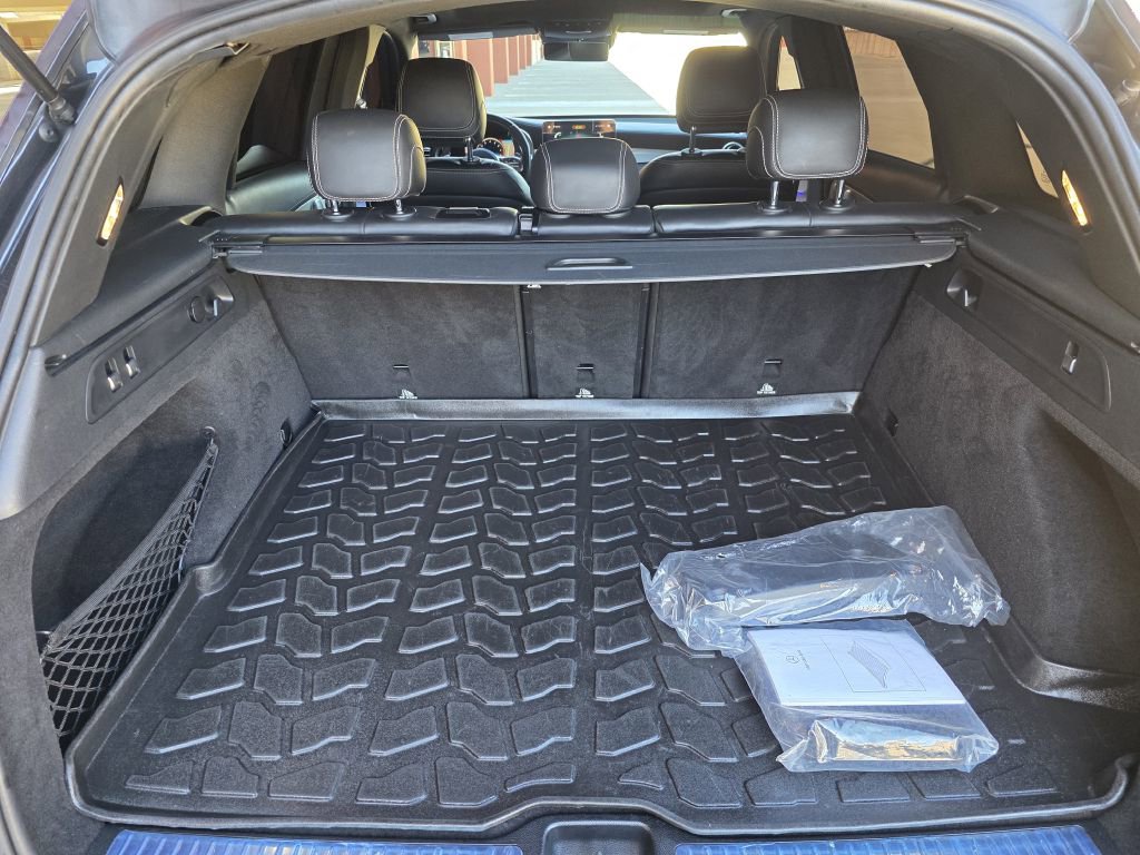 Used 2021 Mercedes-Benz GLC 63 AMG 4MATIC image 29