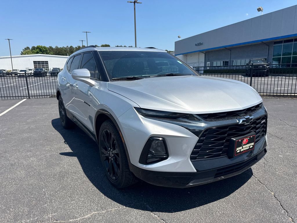 Used 2021 Chevrolet Blazer RS w/ Enhanced Convenience Package FWD image 4