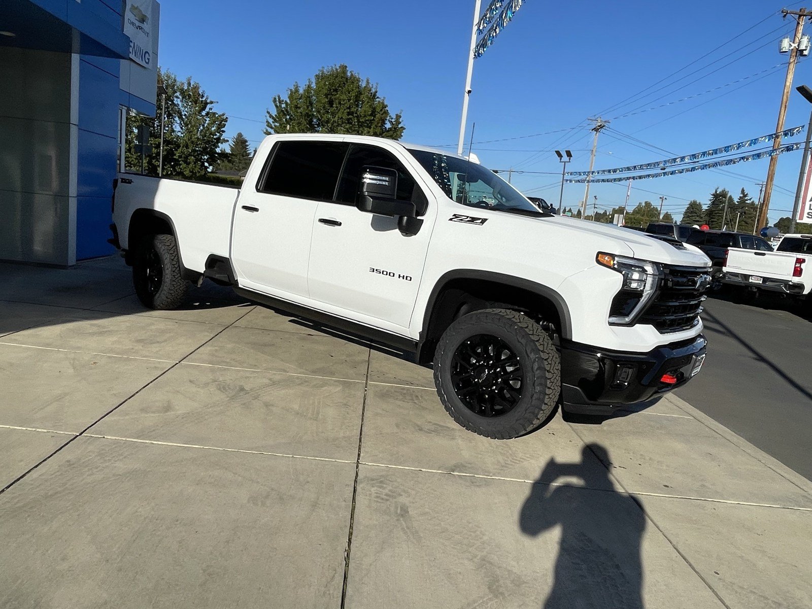 New 2026 Chevrolet Silverado 3500 LTZ w/ LTZ Plus Package AWD/4WD image 7