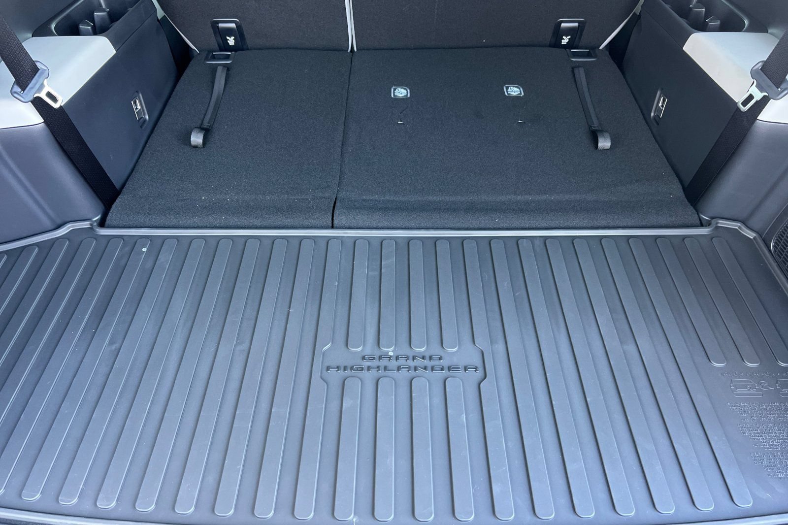 New 2026 Toyota Grand Highlander AWD Hybrid image 13