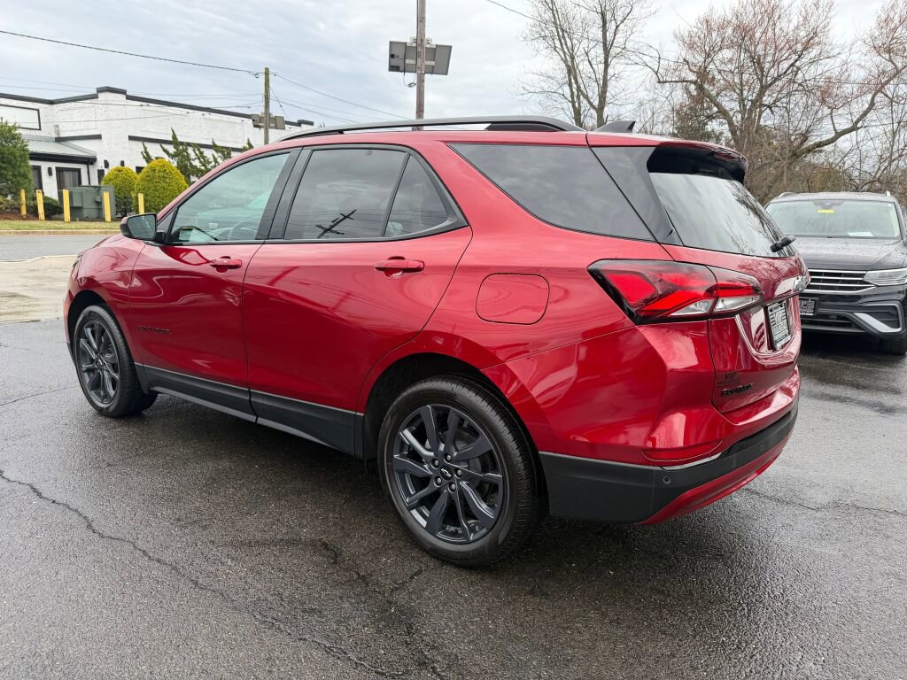Used 2024 Chevrolet Equinox RS AWD/4WD image 5