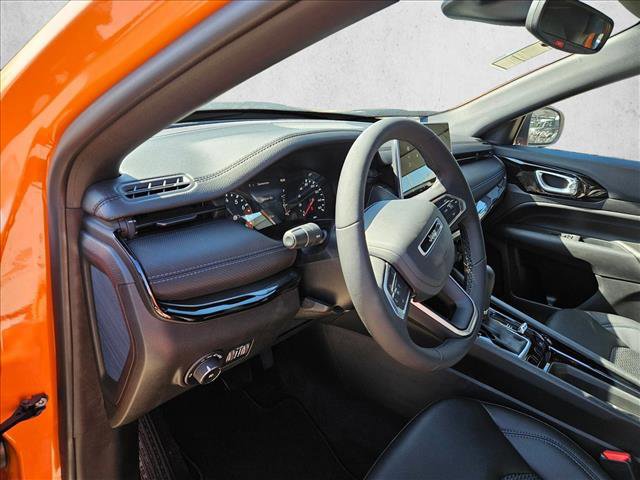 New 2026 Jeep Compass Latitude image 3