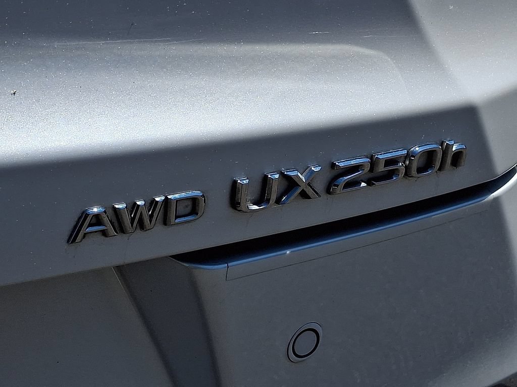 Used 2024 Lexus UX 250h AWD w/ Premium Package image 30