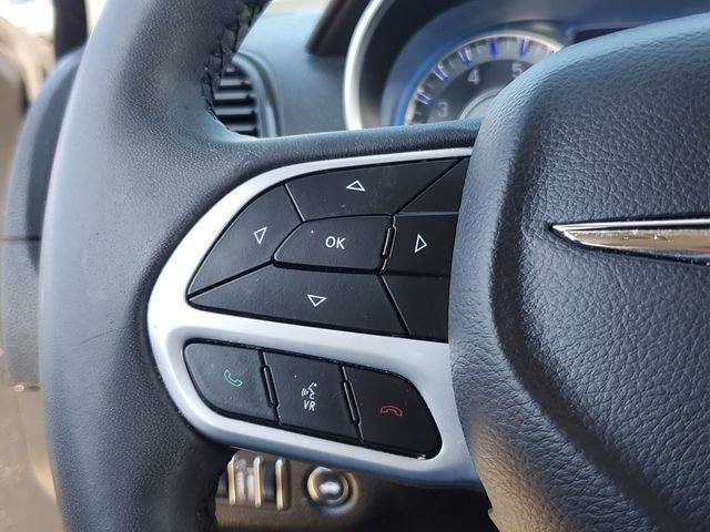 Used 2023 Chrysler 300 Touring w/ Sport Appearance Package RWD image 12