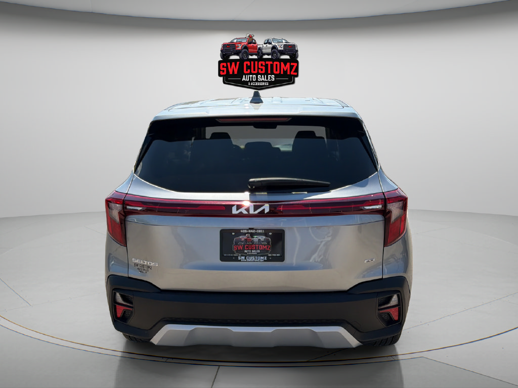 Used 2026 Kia Seltos LX AWD/4WD image 6