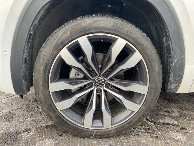 Used 2023 Volkswagen Atlas Cross Sport SEL Premium R-Line image 24