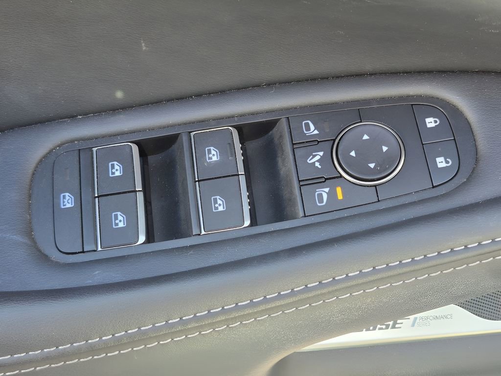 Used 2025 INFINITI QX60 Luxe w/ Vision Package image 8