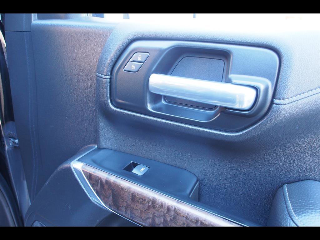 Used 2019 GMC Sierra 1500 Denali w/ Technology Package image 16